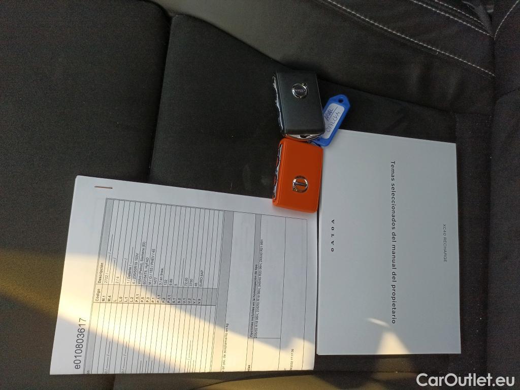  Volvo  XC 40 VOLVO XC40 / 2017 / 5P / todoterreno 1.5 T5 Twin Recharge R-Design Auto #10