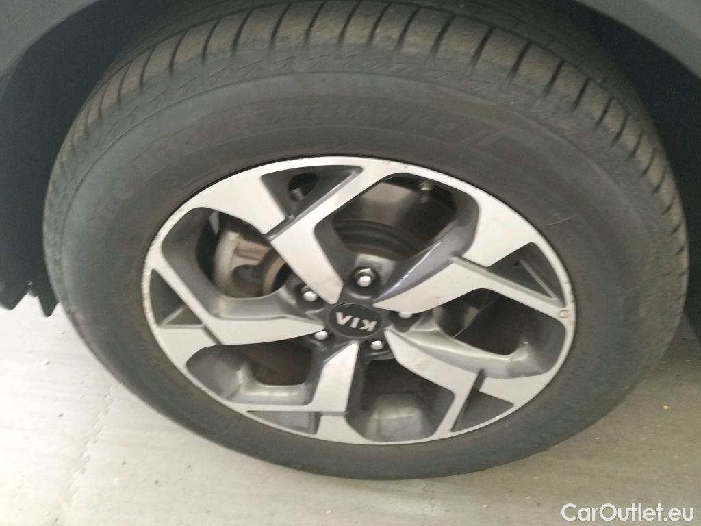  KIA  Sportage KIA  / 2018 / 5P / todoterreno 1.6 MHEV Drive Plus 100kW (136CV) 4x2 #9