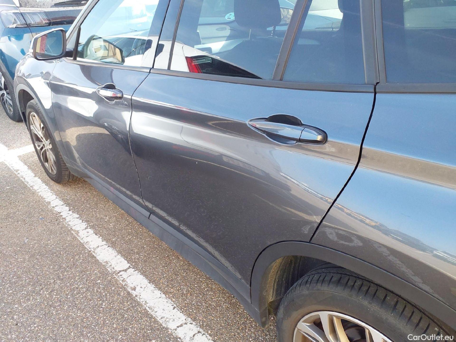 Bmw  X1 BMW  sDrive18iA #8
