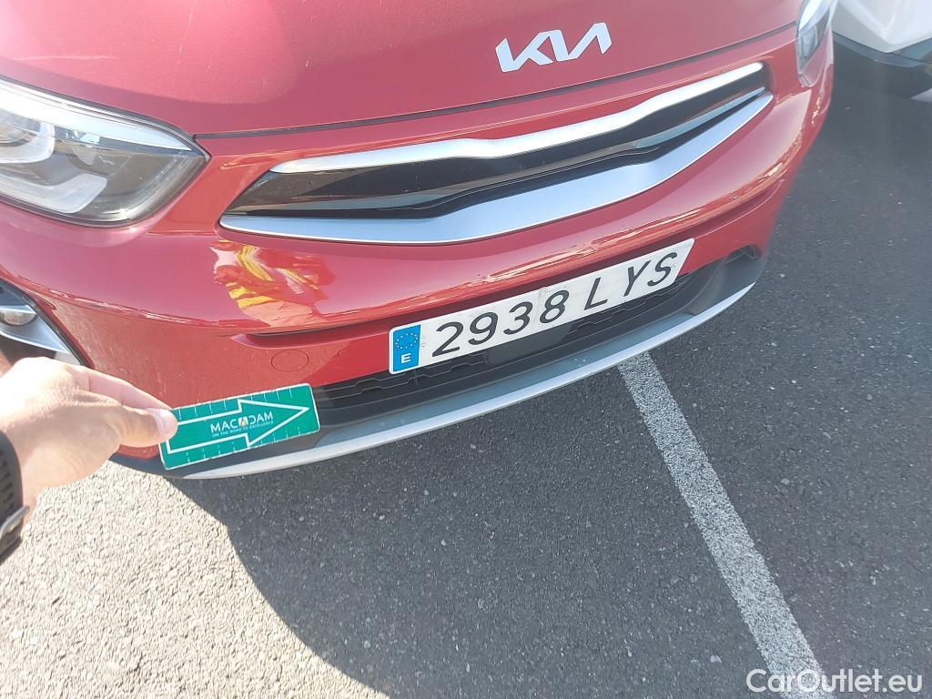  KIA  STONIC KIA  / 2017 / 5P / todoterreno 1.0 T-GDi 74kW (100CV) MHEV iMT Drive #10