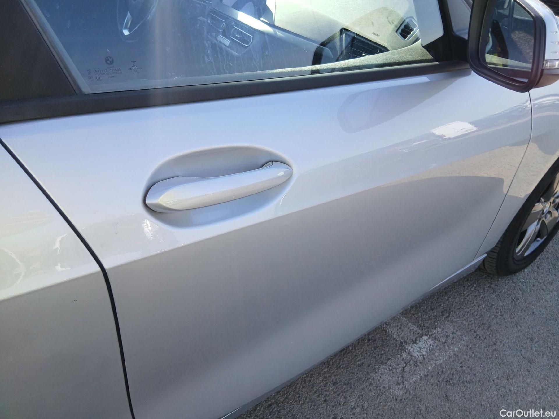  Bmw  Serie 1 BMW  / 2019 / 5P / berlina con portón 116d #30