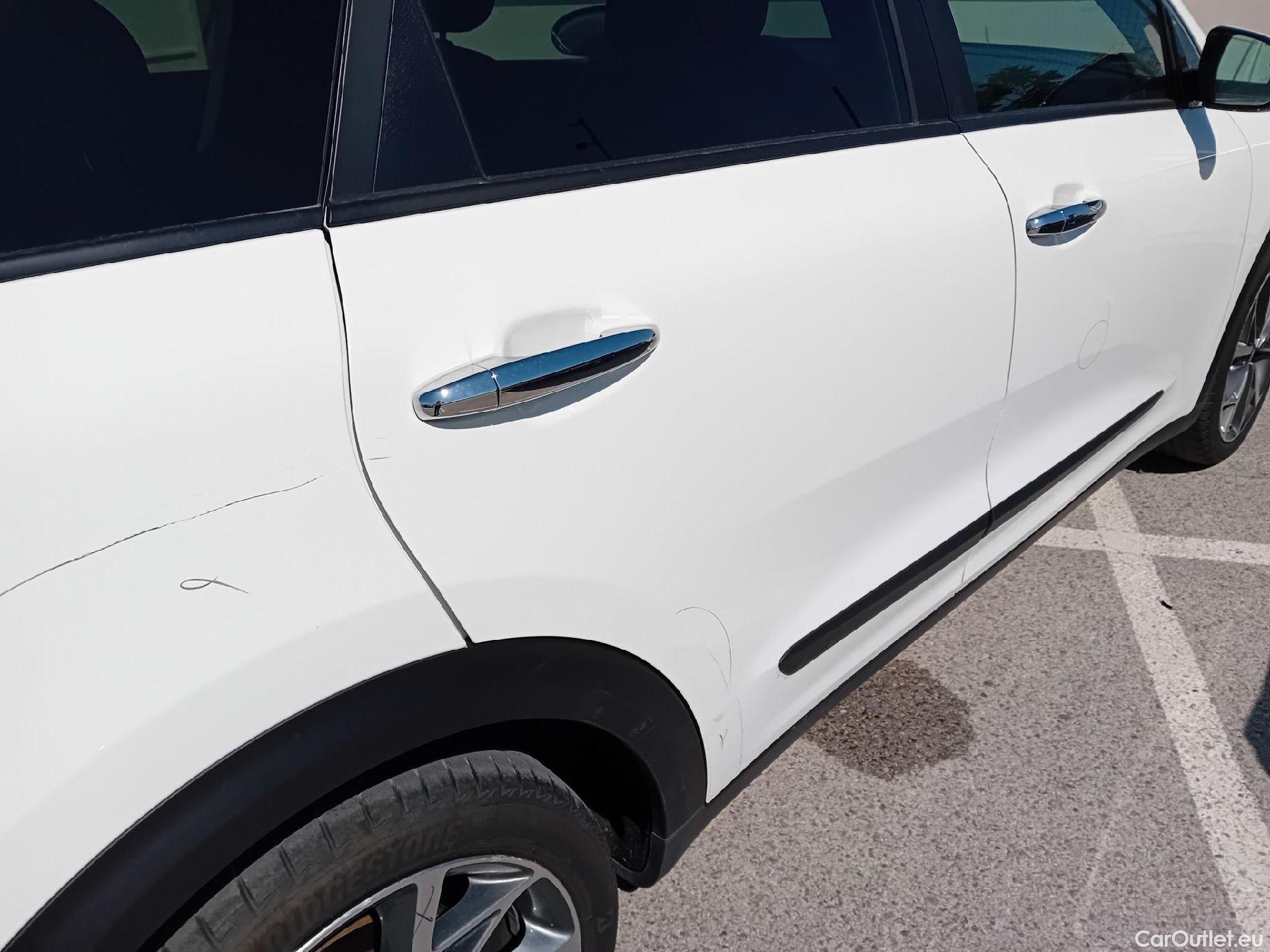 KIA  Niro KIA  / 2019 / 5P / crossover 1.6 GDi HEV 104kW (141CV) Emotion (AC) #37