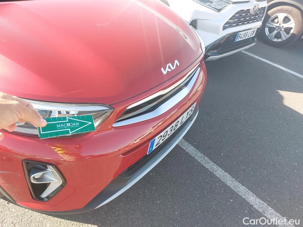  KIA  STONIC KIA  / 2017 / 5P / todoterreno 1.0 T-GDi 74kW (100CV) MHEV iMT Drive #16