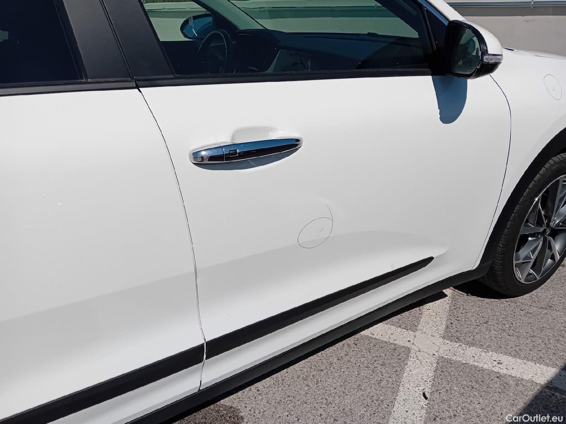  KIA  Niro KIA  / 2019 / 5P / crossover 1.6 GDi HEV 104kW (141CV) Emotion (AC) #39