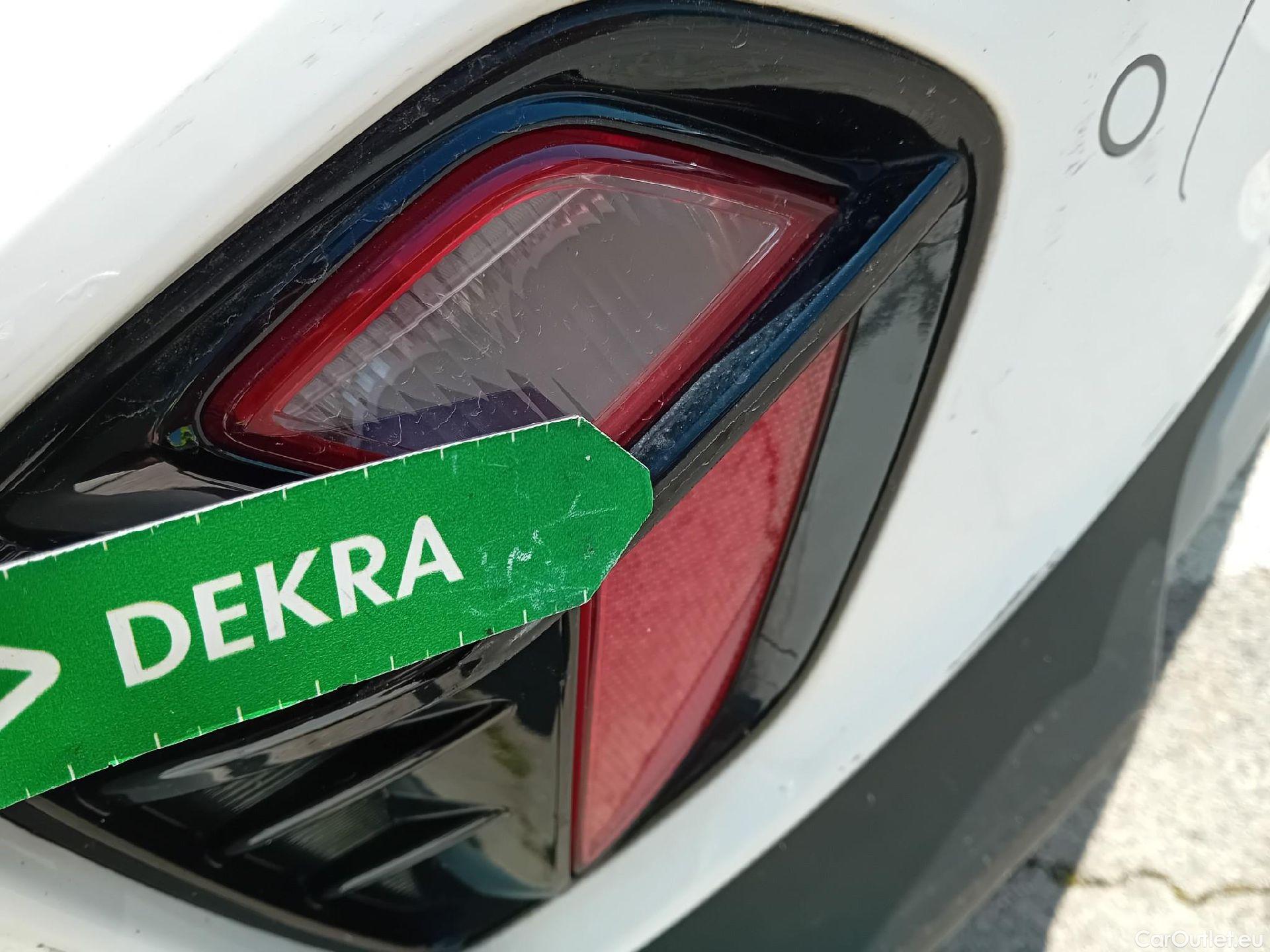  KIA  Niro KIA  / 2019 / 5P / crossover 1.6 GDi HEV 104kW (141CV) Emotion (AC) #30
