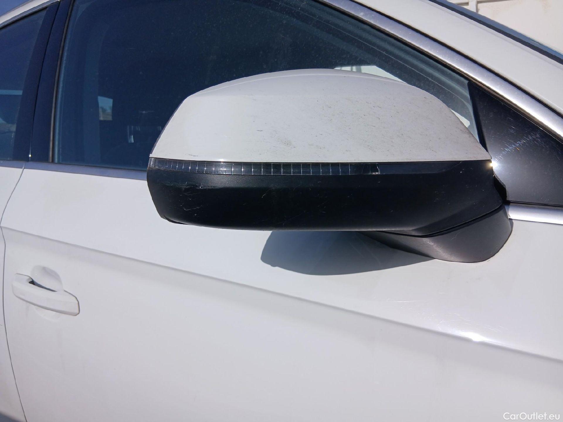  Audi  Q5 AUDI  / 2020 / 5P / todoterreno Advanced 35 TDI 120kW S tronic (AC2) #27