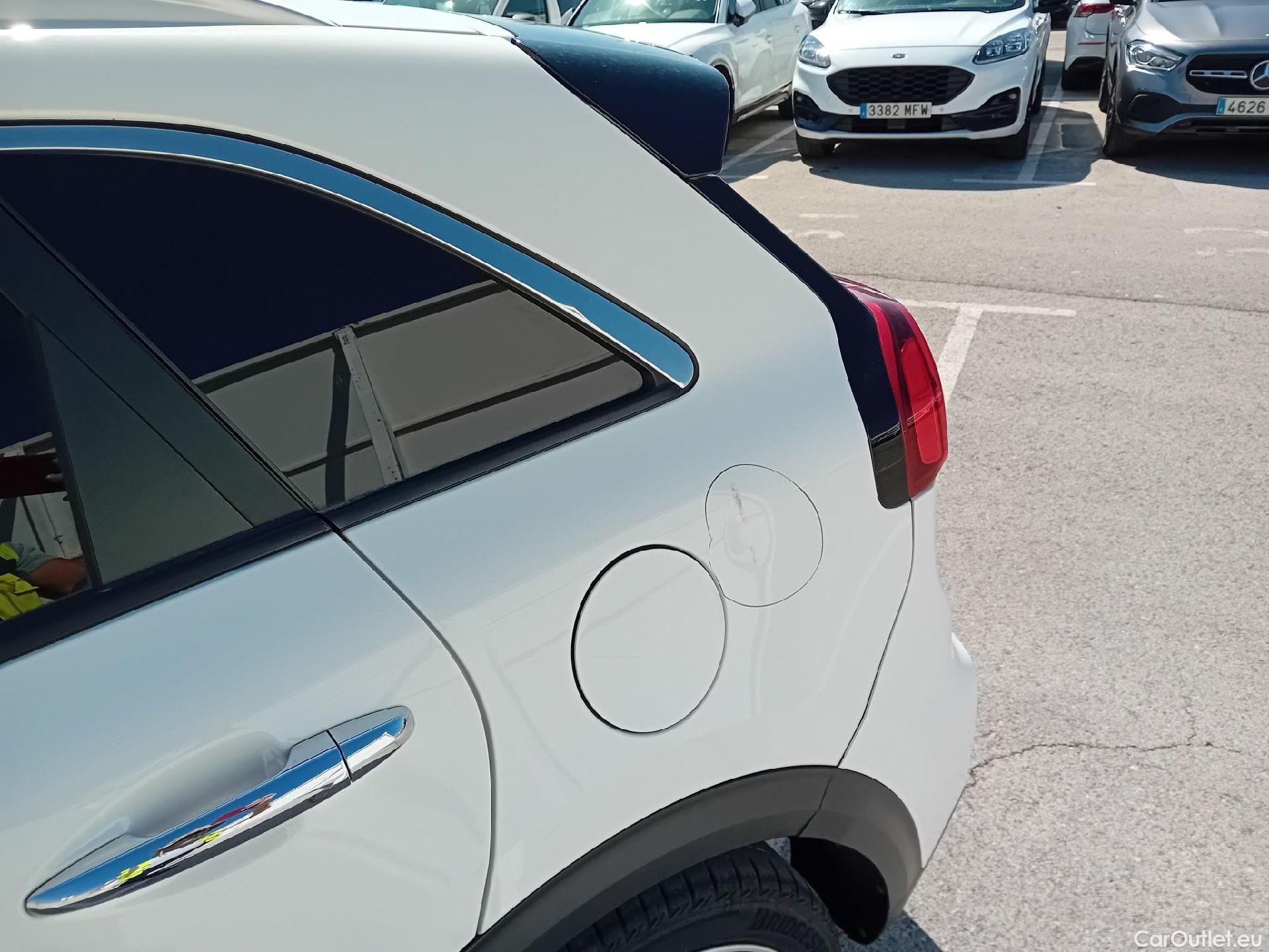  KIA  Niro KIA  / 2019 / 5P / crossover 1.6 GDi HEV 104kW (141CV) Emotion (AC) #20