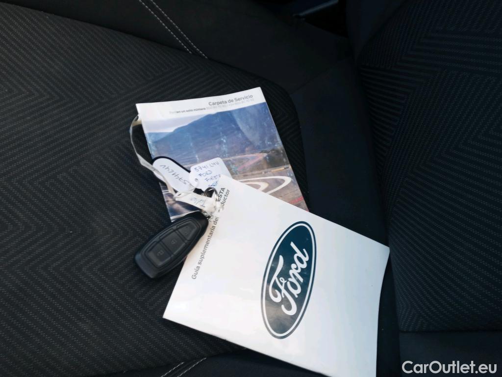  Ford  Fiesta FORD  / 2021 / 5P / berlina con portón 1.1 IT-VCT 55kW (75CV) Trend 5p #9