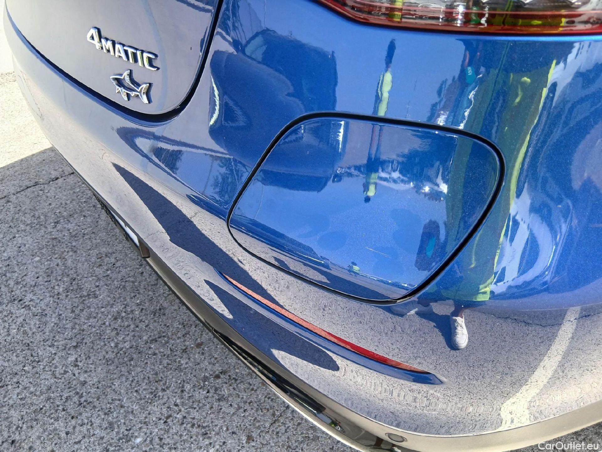  Mercedes  G-Klasee MERCEDES-BENZ GLC Coupé / 2019 / 5P / coupé GLC 300 de 4MATIC #30