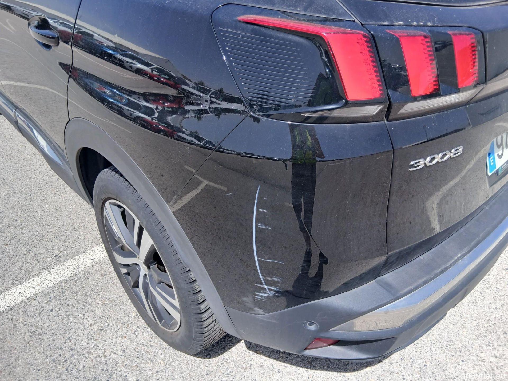  Peugeot  3008  Allure Pack 1.5 HDi 130CV AT8 E6d #27