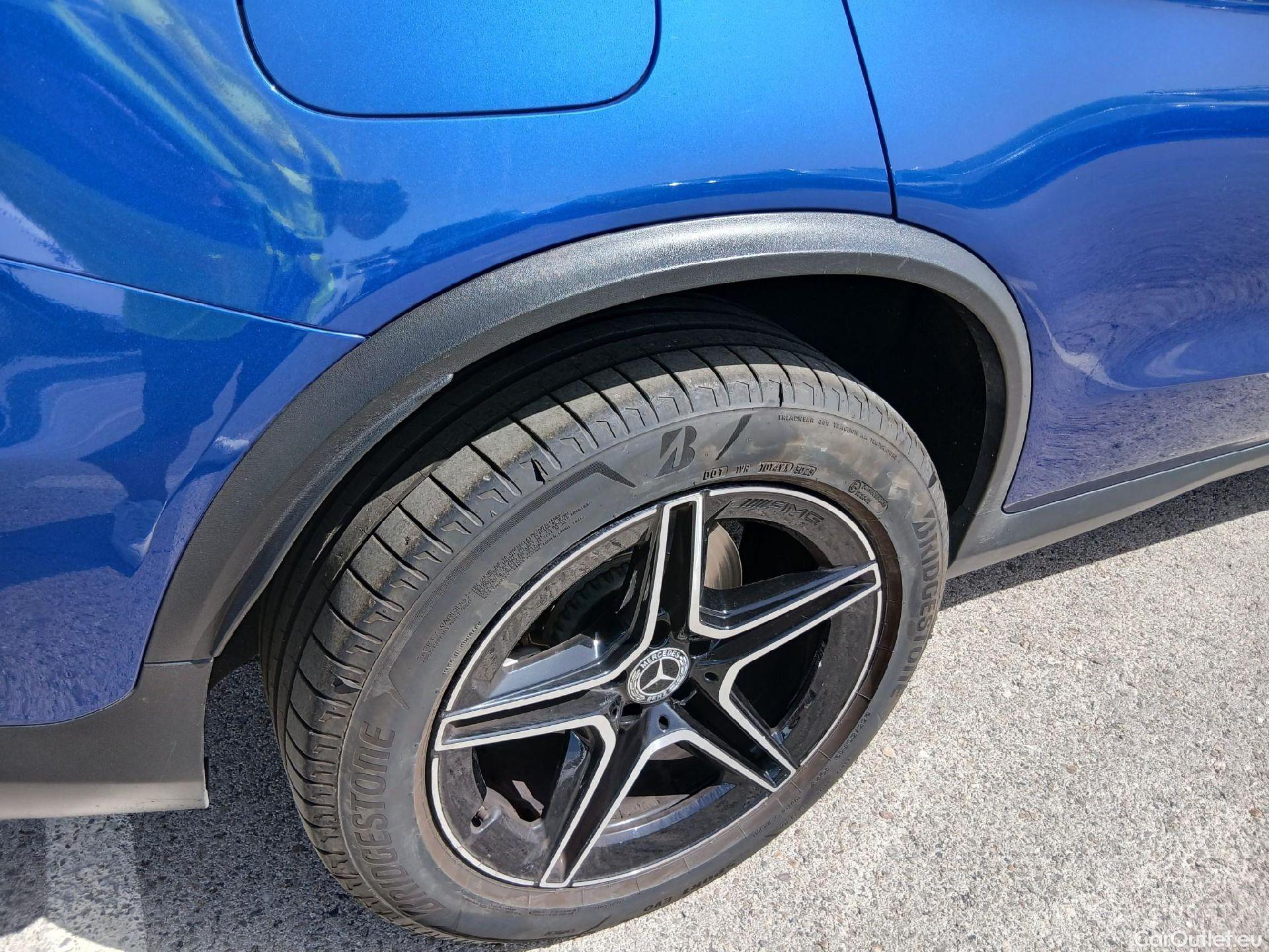  Mercedes  G-Klasee MERCEDES-BENZ GLC Coupé / 2019 / 5P / coupé GLC 300 de 4MATIC #35