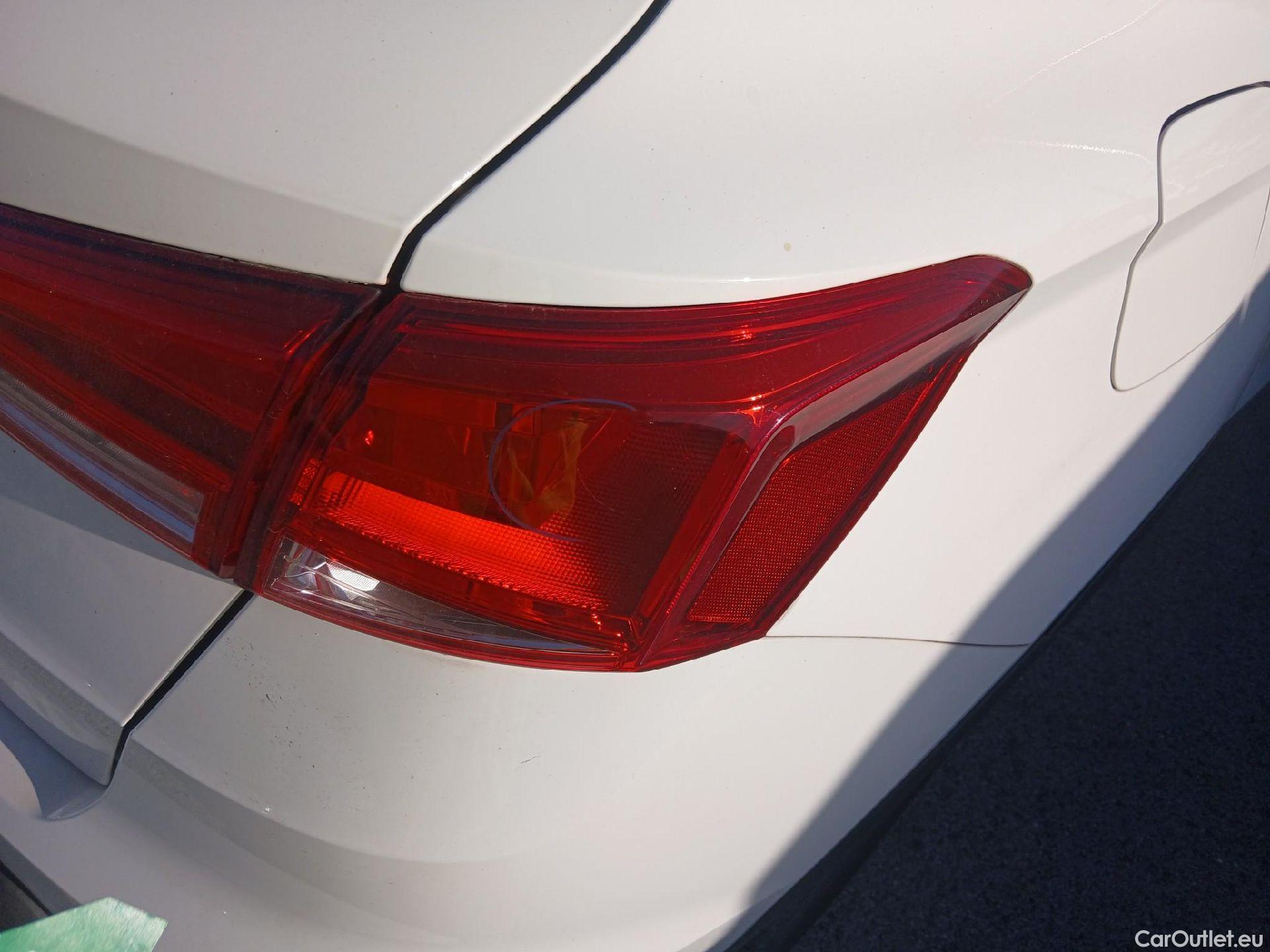 Seat  Arona SEAT  / 5P / 1.6 TDI 115 CV Style Ecomotive #21