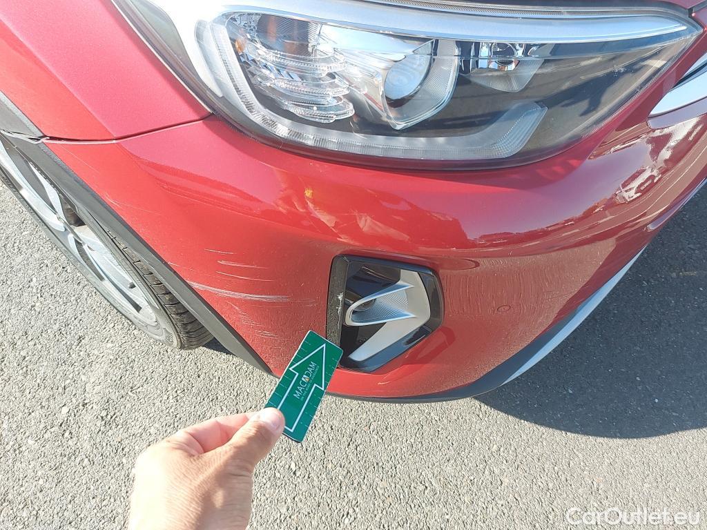  KIA  STONIC KIA  / 2017 / 5P / todoterreno 1.0 T-GDi 74kW (100CV) MHEV iMT Drive #33