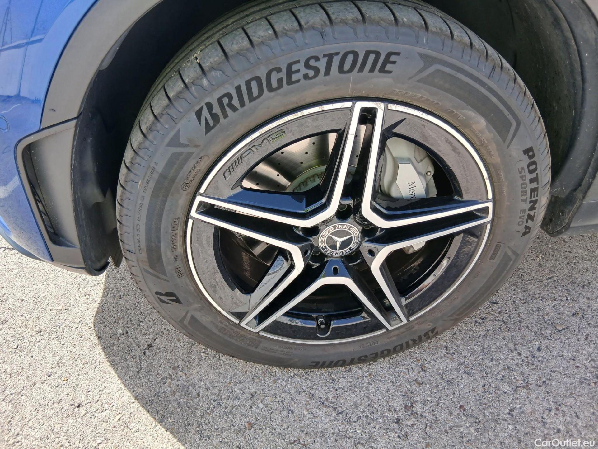  Mercedes  G-Klasee MERCEDES-BENZ GLC Coupé / 2019 / 5P / coupé GLC 300 de 4MATIC #11