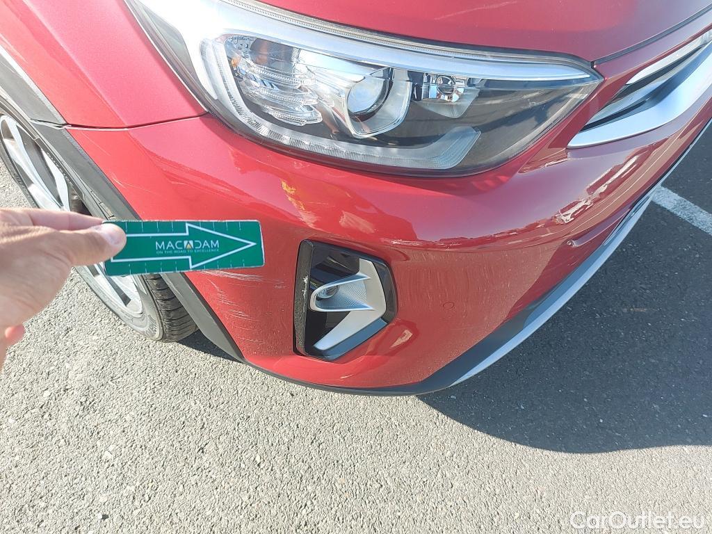  KIA  STONIC KIA  / 2017 / 5P / todoterreno 1.0 T-GDi 74kW (100CV) MHEV iMT Drive #32