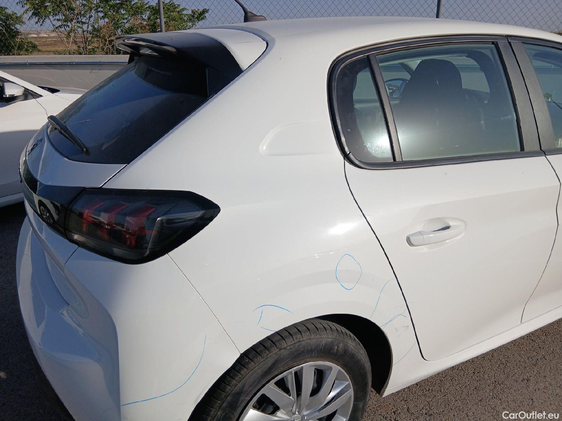  Peugeot  208 PEUGEOT  / 2019 / 5P / berlina con portón BlueHDi 73kW (100CV) Active #37