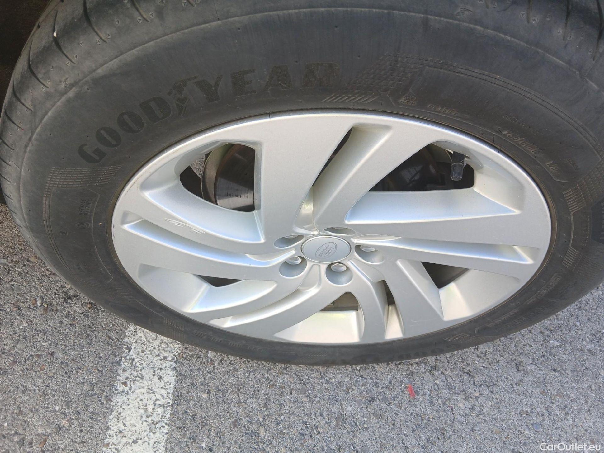  Land Rover  Range Rover LAND ROVER  Evoque / 2015 / 5P / todoterreno 2.0 D163 R-Dynamic S AUTO 4WD MHEV #15
