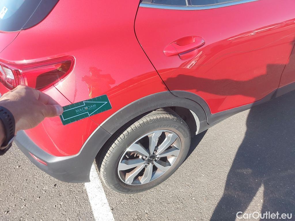  KIA  STONIC KIA  / 2017 / 5P / todoterreno 1.0 T-GDi 74kW (100CV) MHEV iMT Drive #30