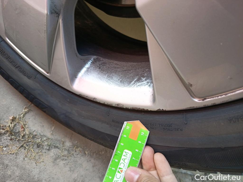  Volvo  XC 40 VOLVO XC40 / 2017 / 5P / todoterreno 1.5 T2 Momentum Auto #10