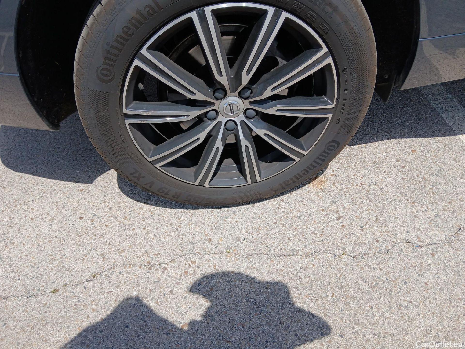  Volvo  XC60 VOLVO  / 2017 / 5P / todoterreno 2.0 T6 AWD Recharge Inscription Auto #25