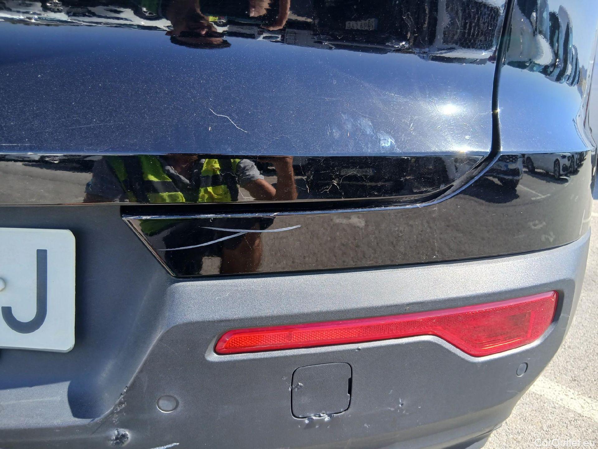  Volvo  XC 40 VOLVO XC40 / 2017 / 5P / todoterreno 1.5 T2 Momentum Core Auto #28
