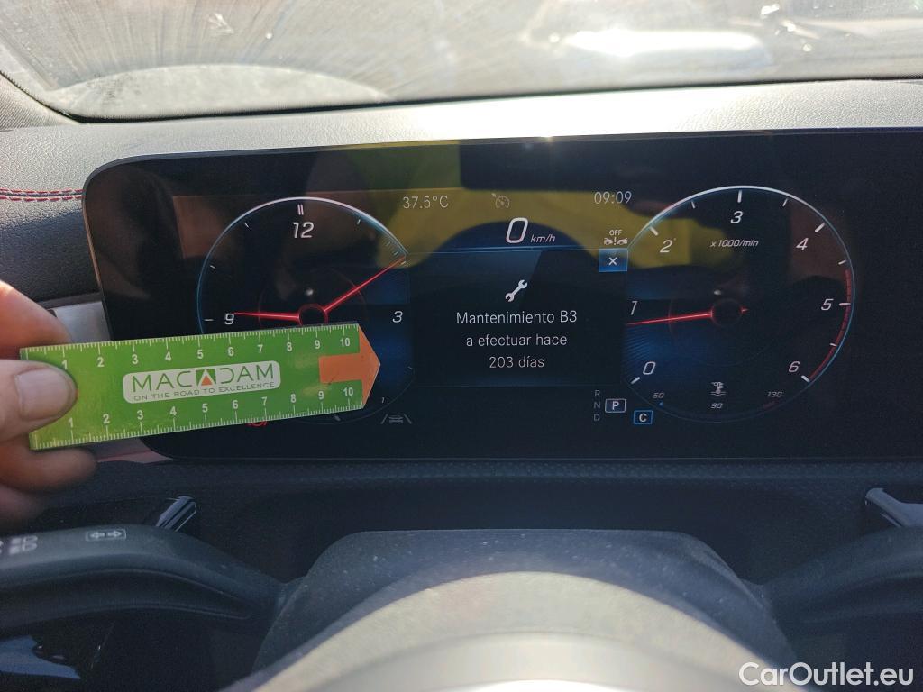  Mercedes  CLA-Klasse MERCEDES-BENZ CLA / 2019 / 4P / coupé CLA 200 D DCT #27