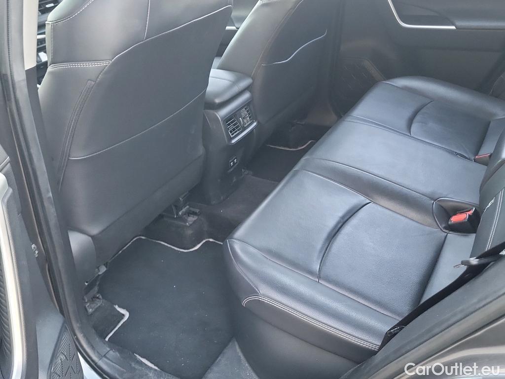  Toyota  RAV4 TOYOTA  / 2018 / 5P / todoterreno 2.5l 220H Luxury #16