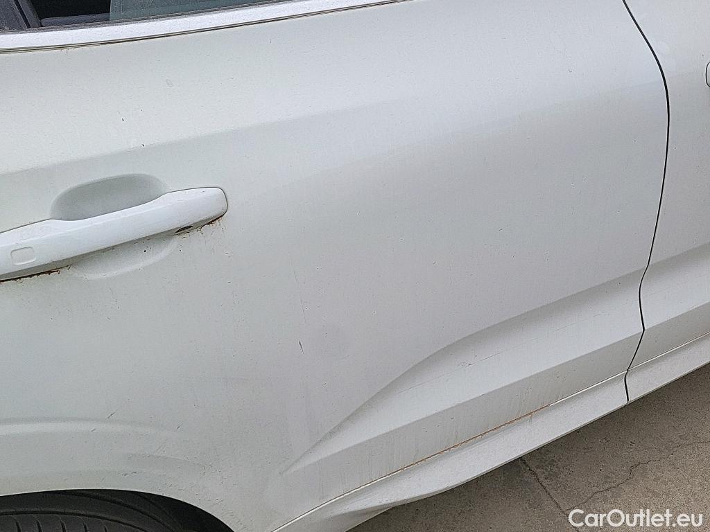  Volvo  XC60 VOLVO  / 2017 / 5P / todoterreno 2.0 B4 D Momentum Pro Auto #12