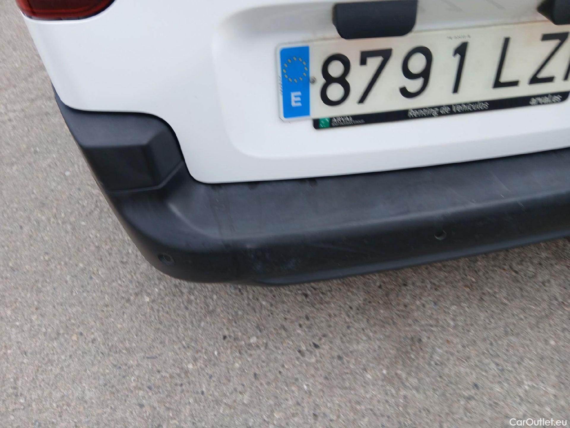 Citroen  Berlingo CITROEN  / 2018 / 4P / furgón derivado de turismo Talla M BlueHDi 100 CLUB (CA) #18