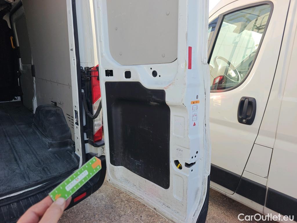  Ford  Transit FORD  / 2013 / 4P / furgón 350 96kW L3H2 Van Trend FWD #23