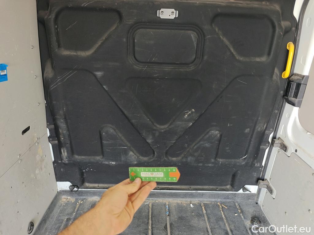  Ford  Transit FORD  / 2013 / 4P / furgón 350 96kW L3H2 Van Trend FWD #58