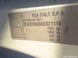  Fiat  Fiorino FIAT  / 2016 / 3P / furgón derivado de turismo Cargo Base 1.4 Natural Power 51kW (70CV) #18
