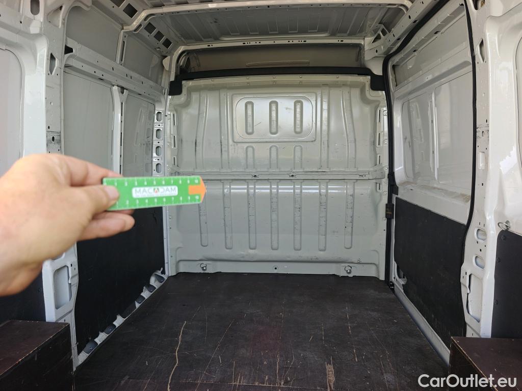  Opel  Movano OPEL  / 2021 / 4P / furgón  F2ML Furgón Base L2H2 3.5T 2.2 BlueHDi #44