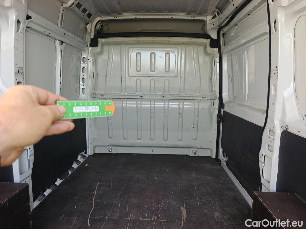  Opel  Movano OPEL  / 2021 / 4P / furgón  F2ML Furgón Base L2H2 3.5T 2.2 BlueHDi #43