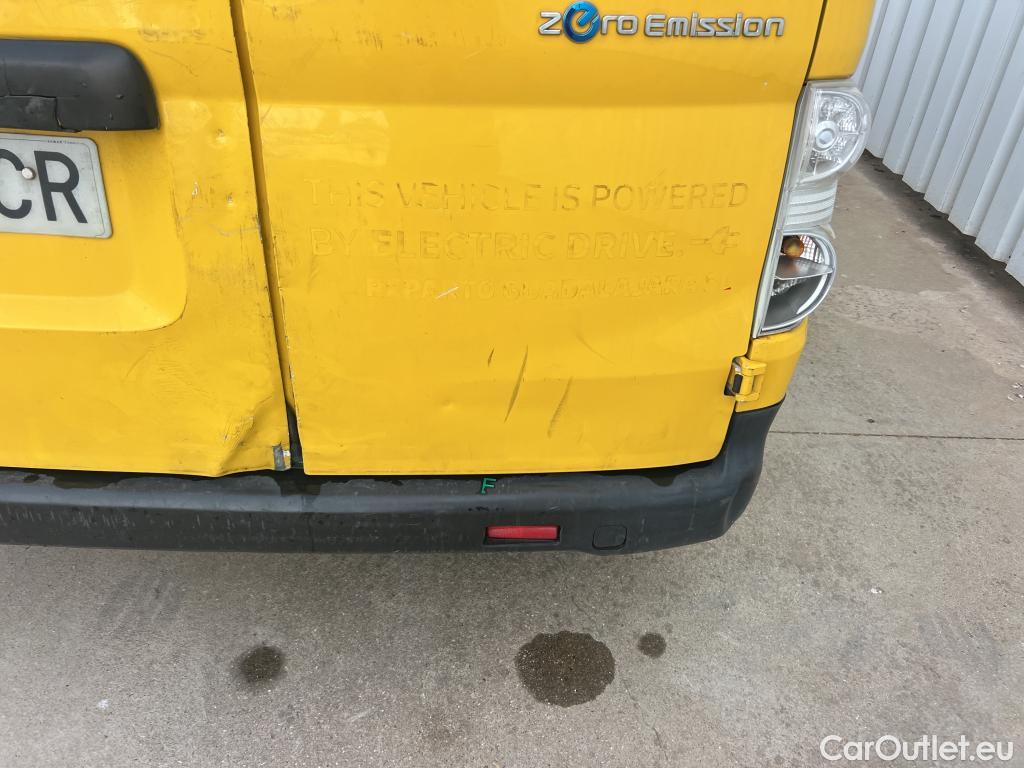  Nissan  NV200 NISSAN e- / 2009 / 4P / furgón Furgón 4p 40 kWh PROFESIONAL #12