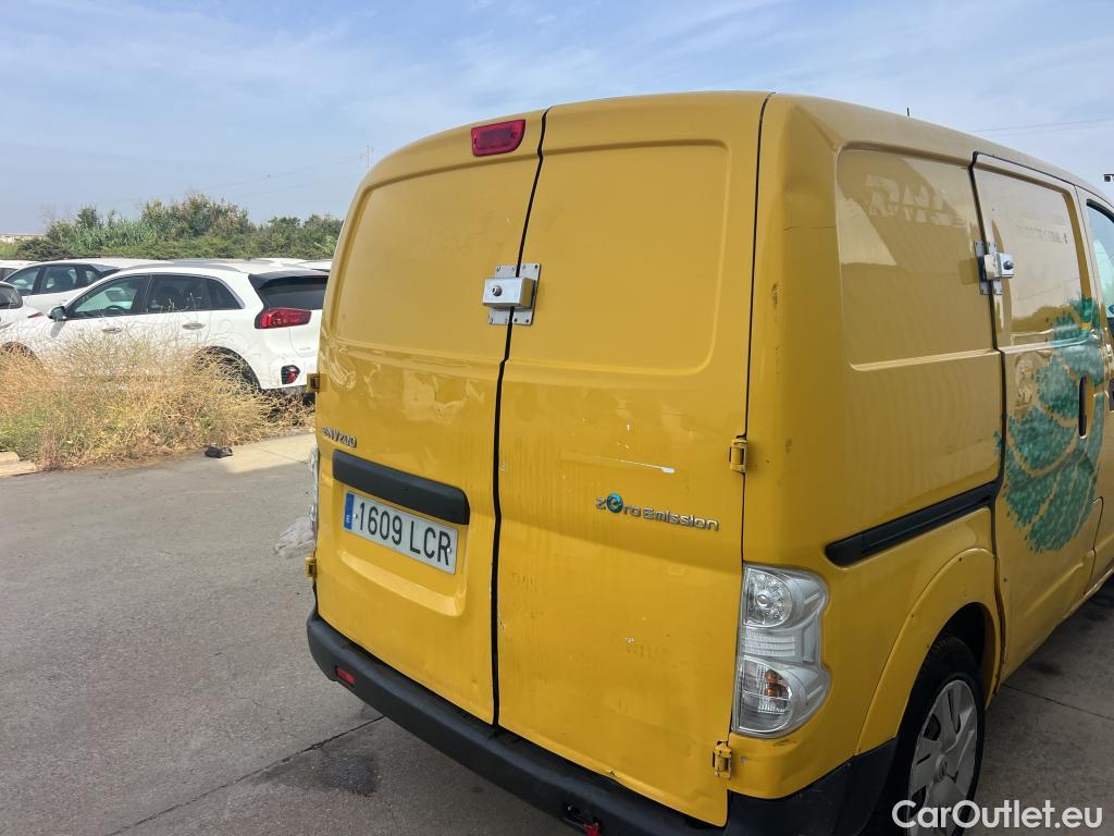  Nissan  NV200 NISSAN e- / 2009 / 4P / furgón Furgón 4p 40 kWh PROFESIONAL #26