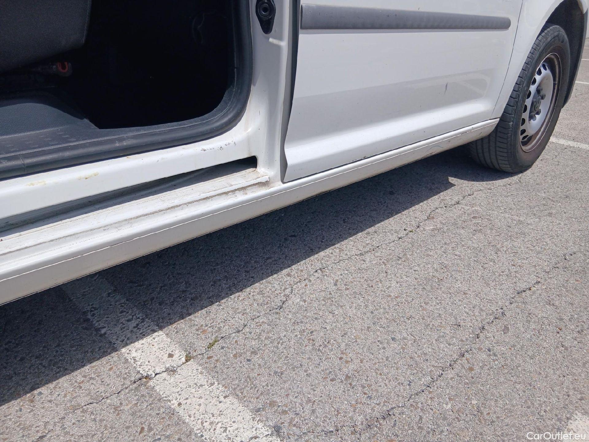  Volkswagen  Caddy VOLKSWAGEN  / 2015 / 4P / combi Business Profesional Kombi 1.4 TGI 81kW #19