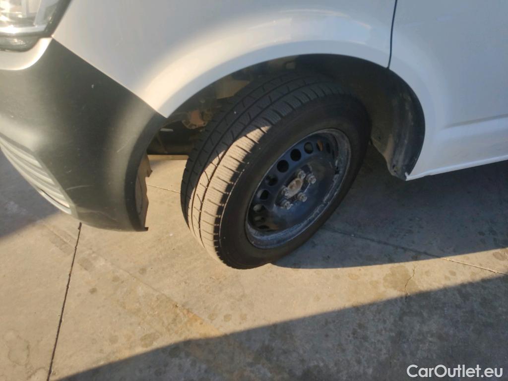  Land Rover  Discovery VOLKSWAGEN Transporter 2.0 TDI 4MO 150 CV #20