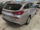 i30