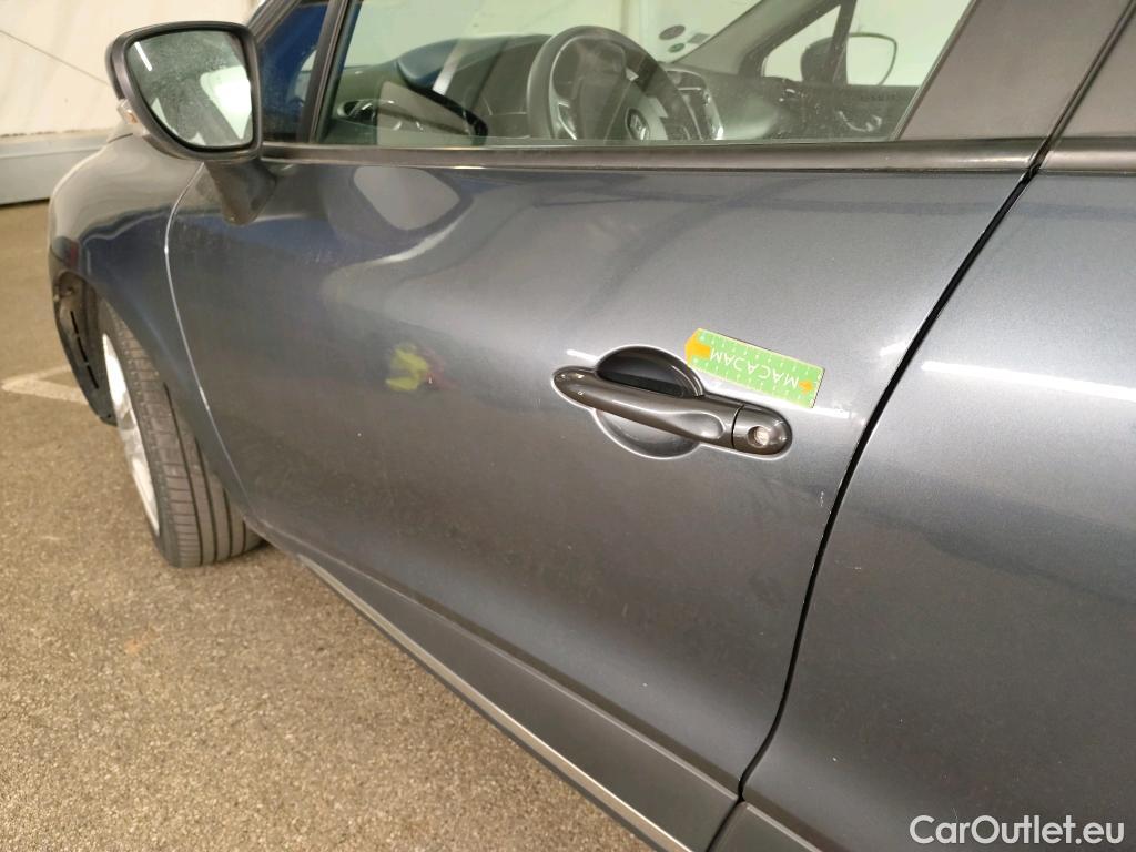  Renault  Clio  IV Business 0.9 TCe 90CV BVM5 E6 #48