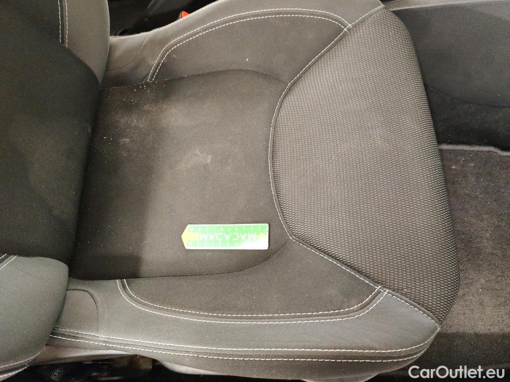  Renault  Clio  IV Business 0.9 TCe 90CV BVM5 E6 #39