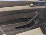  Volkswagen  Passat Volkswagen  Variant 2.0 TDI EVO 150 KM DSG Business 5d #37