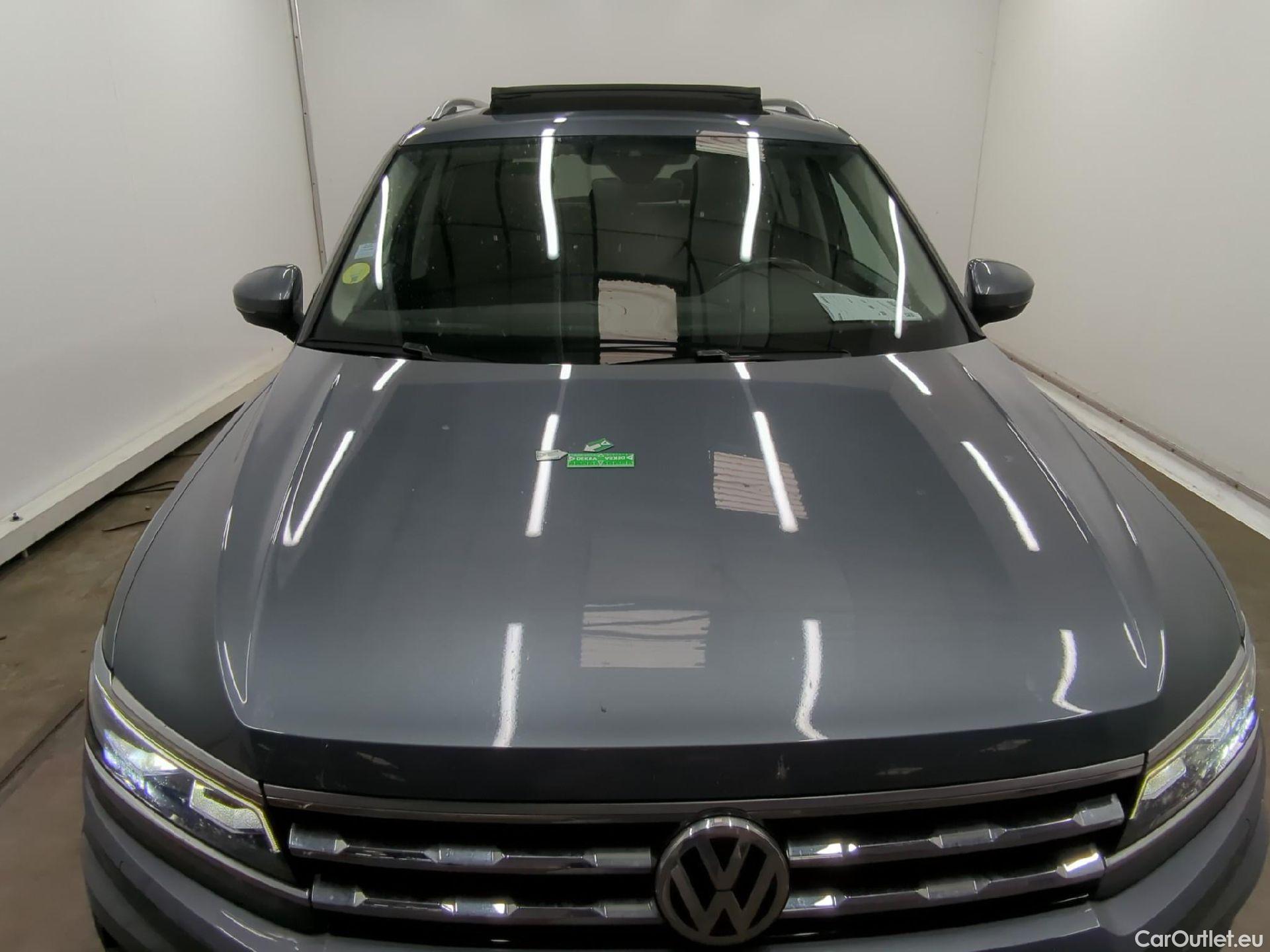  Volkswagen  Tiguan VOLKSWAGEN  Allspace / 2017 / 5P / SUV 2.0 TDI 150 DSG7 Carat #12