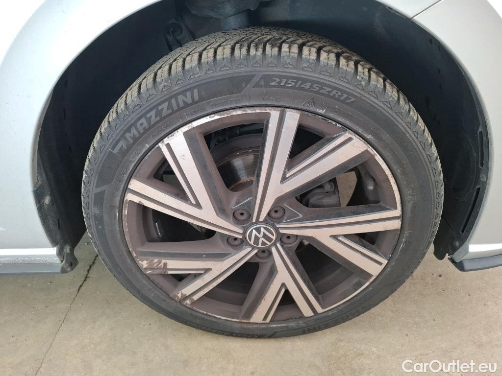  Volkswagen  Polo  VI R-Line 1.0 TSI 95CV BVA7 E6d #11