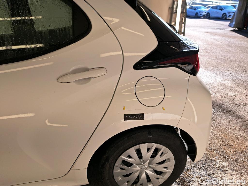  Toyota  Yaris TOYOTA  Hybride / 2019 / 5P / Berline Hybride 116h Dynamic Business Beyond Zer #3