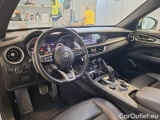  Alfa Romeo   STELVIO ALFA ROMEO / 2017 / 5P / SUV 2.2 TD 190 CV SPRINT AT8 Q4 #3