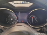  Alfa Romeo   STELVIO ALFA ROMEO / 2017 / 5P / SUV 2.2 TD 190 CV SPRINT AT8 Q4 #4
