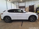 Alfa Romeo   STELVIO ALFA ROMEO / 2017 / 5P / SUV 2.2 TD 190 CV SPRINT AT8 Q4 #9