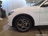  Alfa Romeo   STELVIO ALFA ROMEO / 2017 / 5P / SUV 2.2 TD 190 CV SPRINT AT8 Q4 #19