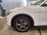  Alfa Romeo   STELVIO ALFA ROMEO / 2017 / 5P / SUV 2.2 TD 190 CV SPRINT AT8 Q4 #75